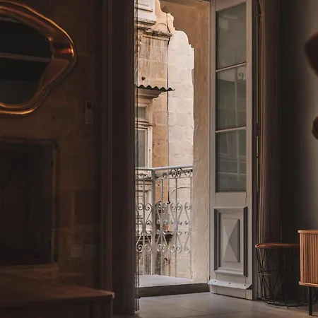 Ursula * Valletta